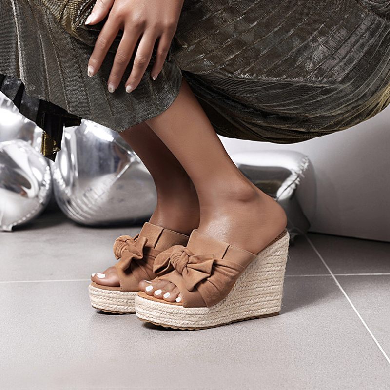 Alcina Wedges - Kamel
