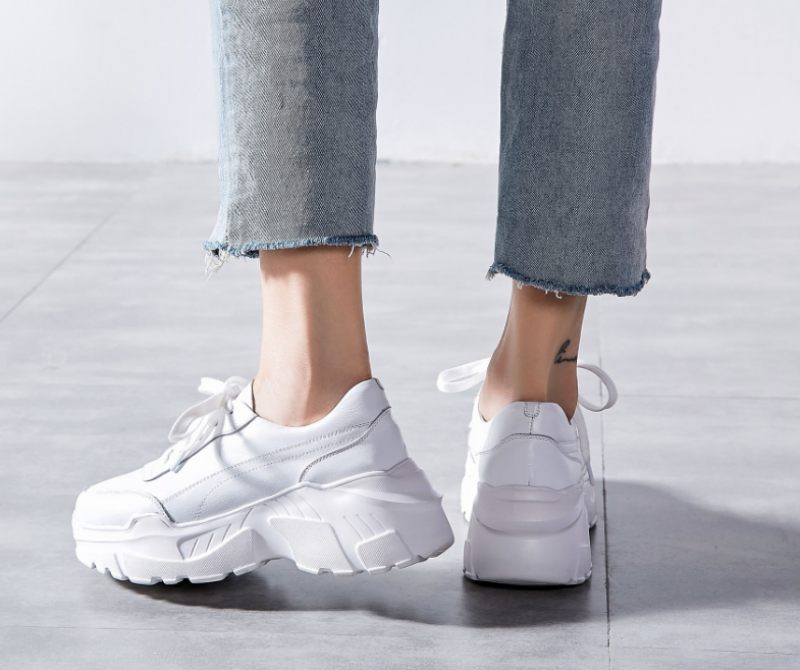 Alcolea Sneaker Med Snörning I Läder För Kvinnor - Vit