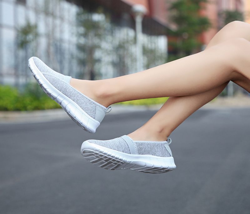 Aldana Slip-on-skor För Kvinnor - Grå