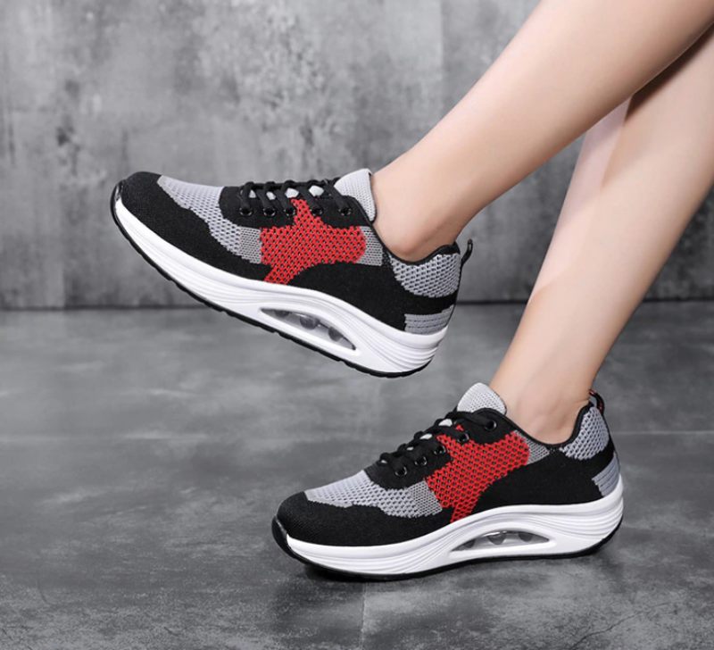 Aleja Sneakerskor För Kvinnor - Svart