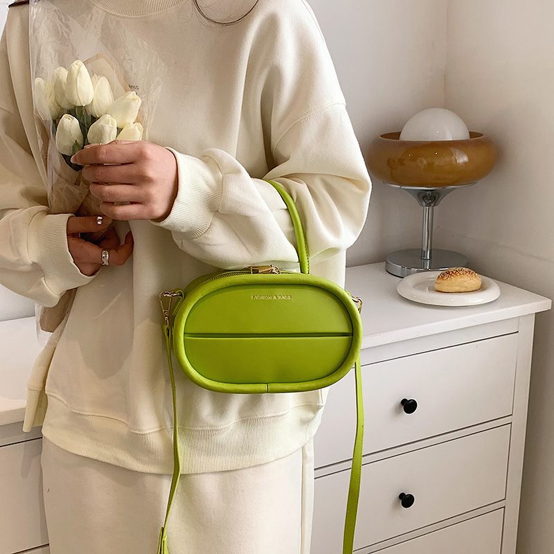 Alejo Small Crossbody-handväska I Konstläder För Kvinnor - Beige