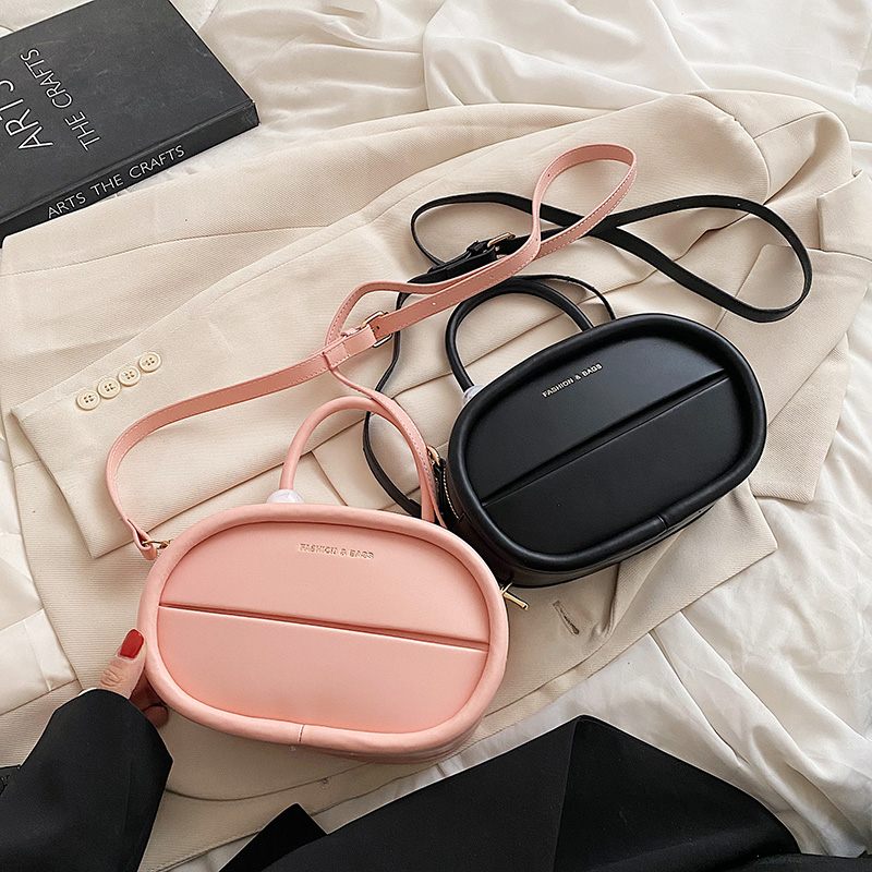 Alejo Small Crossbody-handväska I Konstläder För Kvinnor - Beige