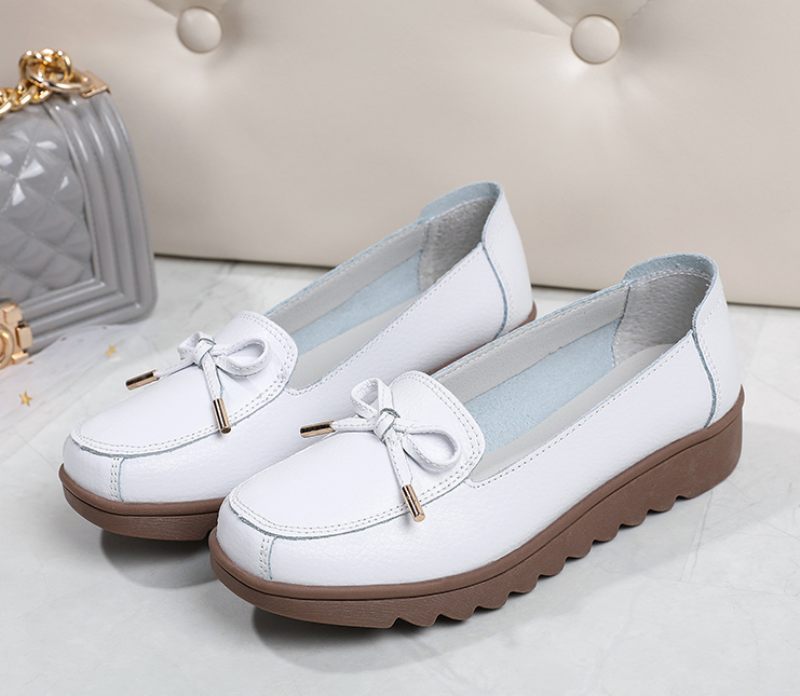 Alfonsina Slip-on Platform Loafer Skor I Läder För Kvinnor - Beige
