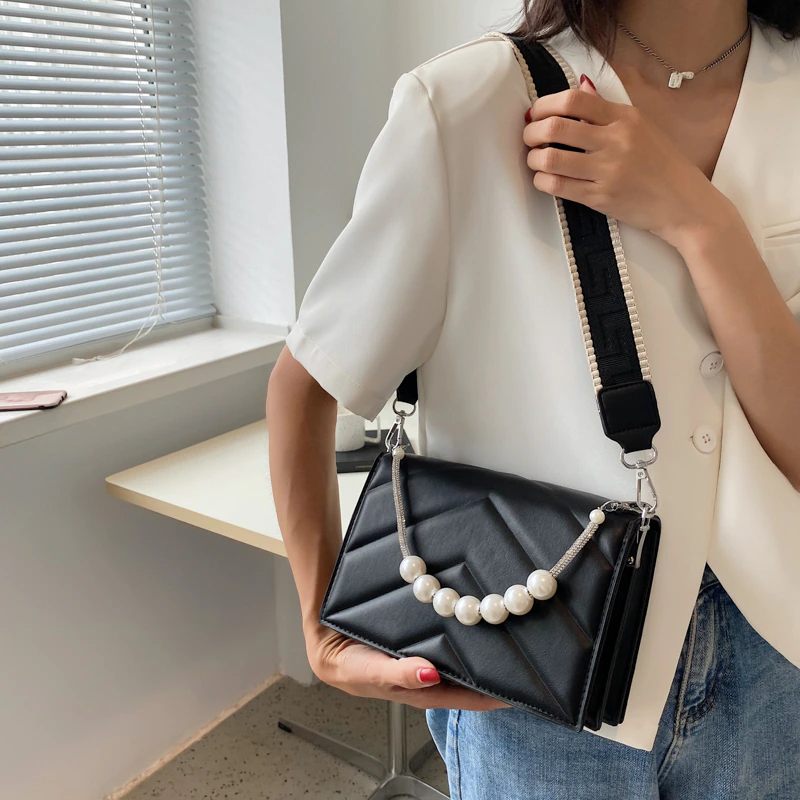 Ali Small Crossbody-handväska För Kvinnor - Svart