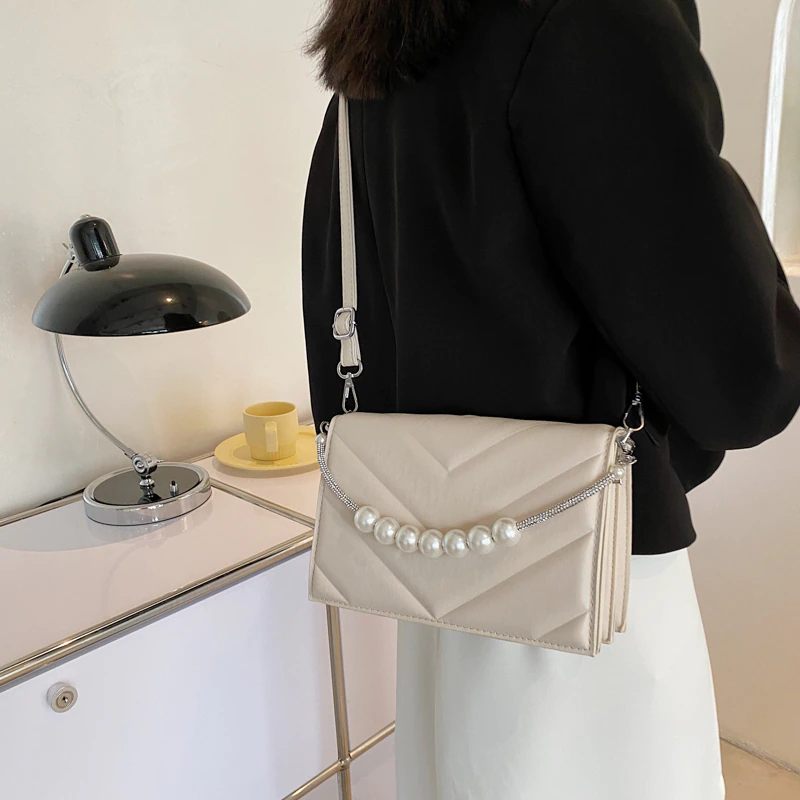 Ali Small Crossbody-handväska För Kvinnor - Svart