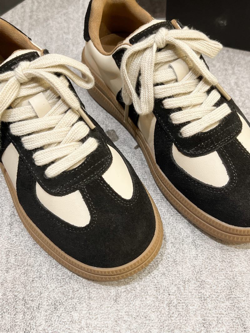 Alma Sneaker I Läder Med Snörning För Kvinnor - Kakhi