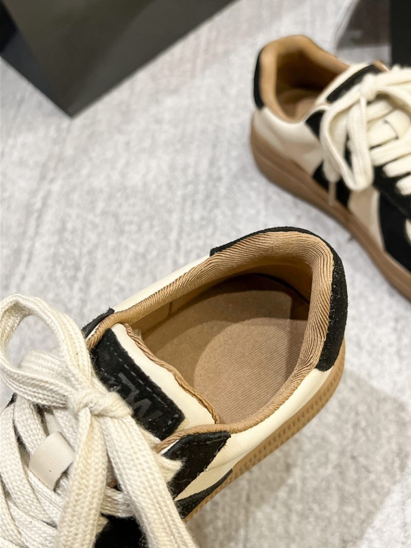 Alma Sneaker I Läder Med Snörning För Kvinnor - Kakhi