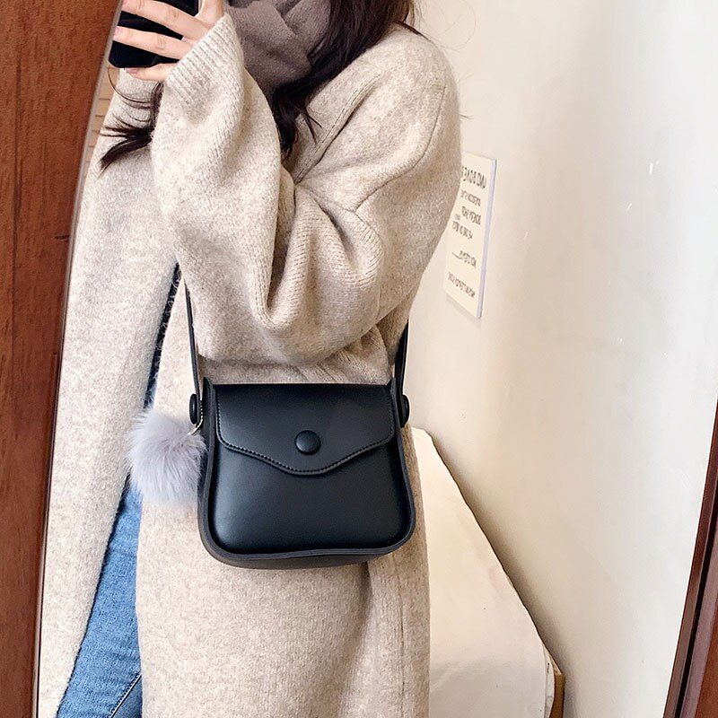 Almeda Mini Crossbody-handväska I Konstläder För Kvinnor - Svart