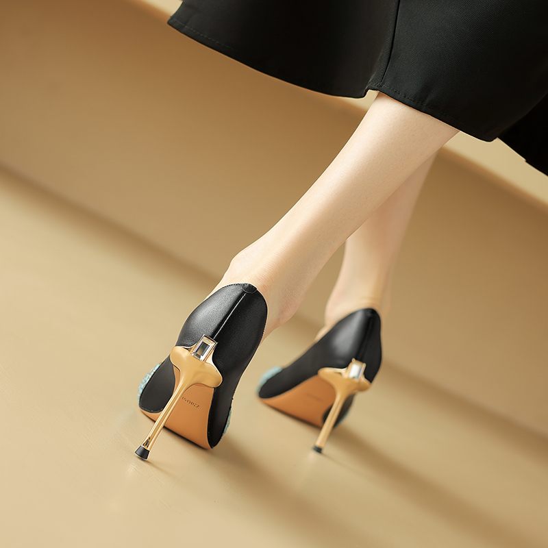Alondra Leather Pointed Dress Pumps - Svart