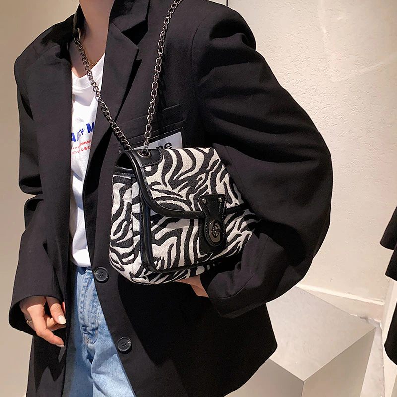 Alora Crossbody-väska För Kvinnor Med Kedja - Stor Svart