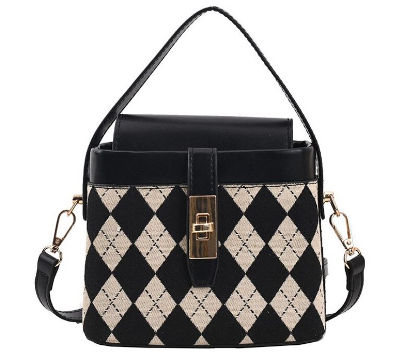 Alpe Crossbody Handväska I Miniläder För Kvinnor - Svart