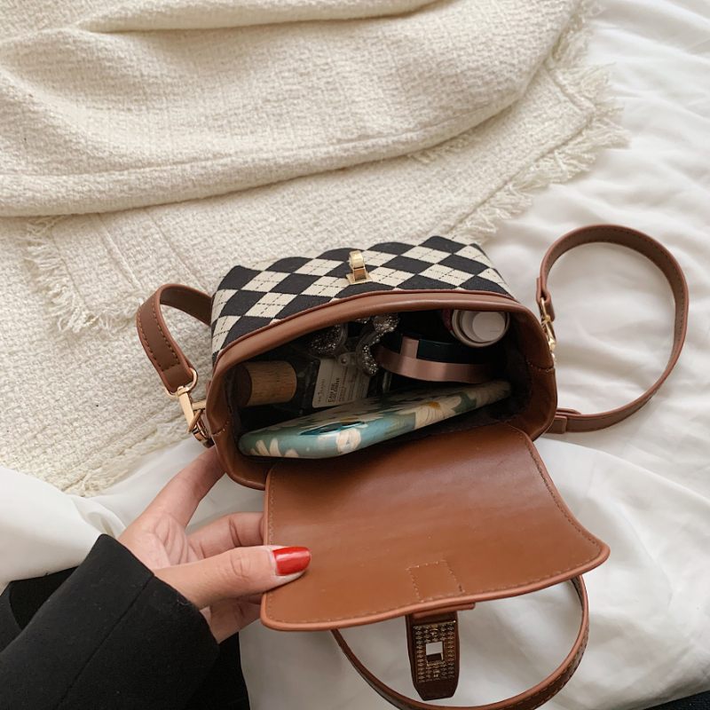 Alpe Crossbody Handväska I Miniläder För Kvinnor - Svart