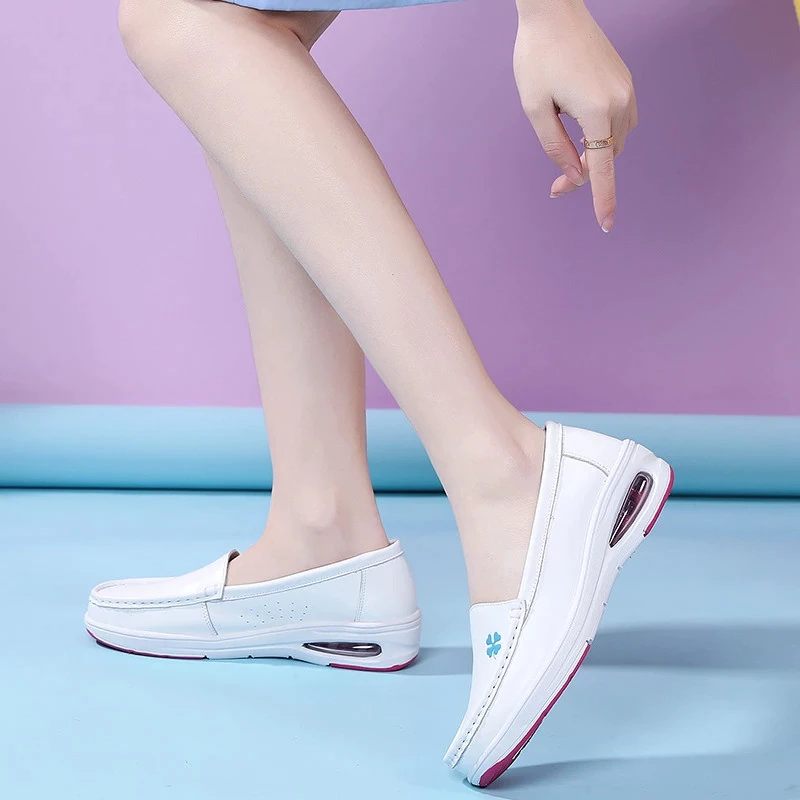 Angelica Mjuka Slip-on Loafer Skor För Kvinnor - Vit ihåligt