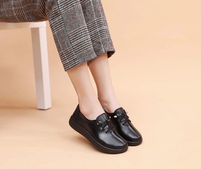 Ariana Loaferskor För Kvinnor - Brun