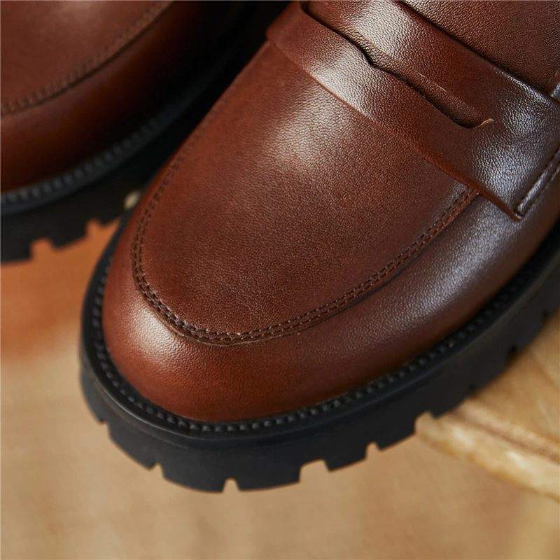 Aroa Loafer Skor I Läder För Kvinnor - Beige