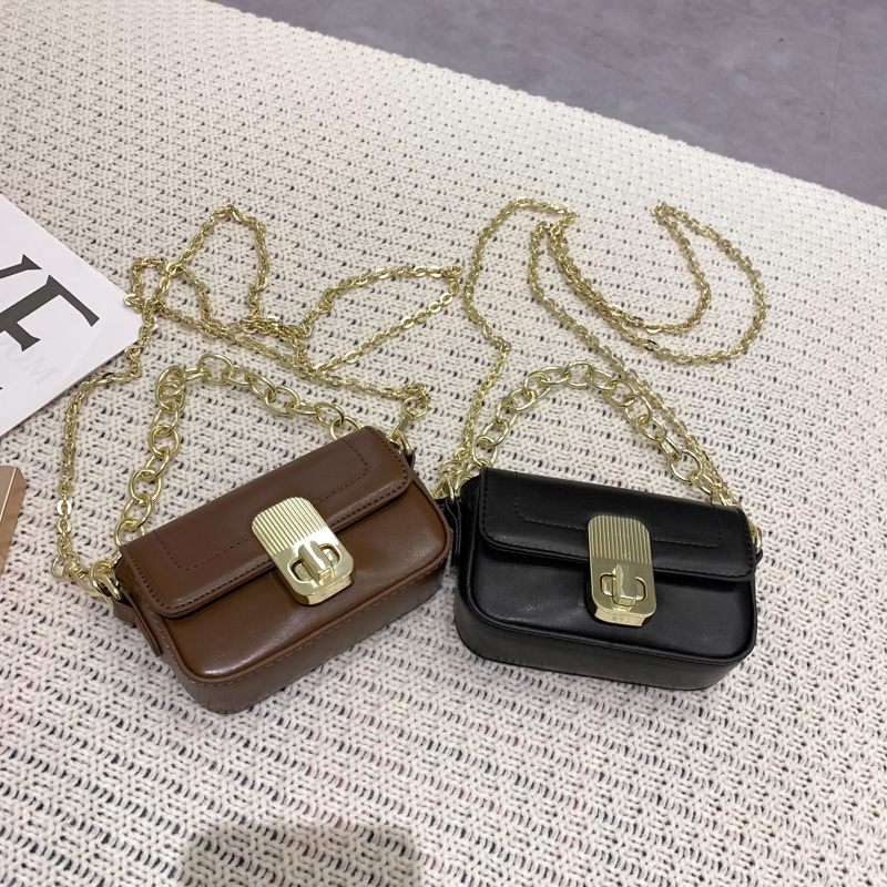Asrael Mini Handväska I Läder Med Lock För Kvinnor - Svart