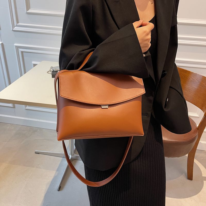 Bianco Small Crossbody-handväska I Läder För Kvinnor - Svart