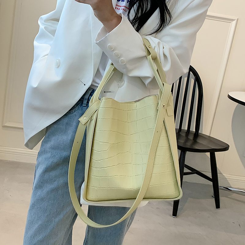 Buitron Crossbody-handväska I Läder För Kvinnor - Beige