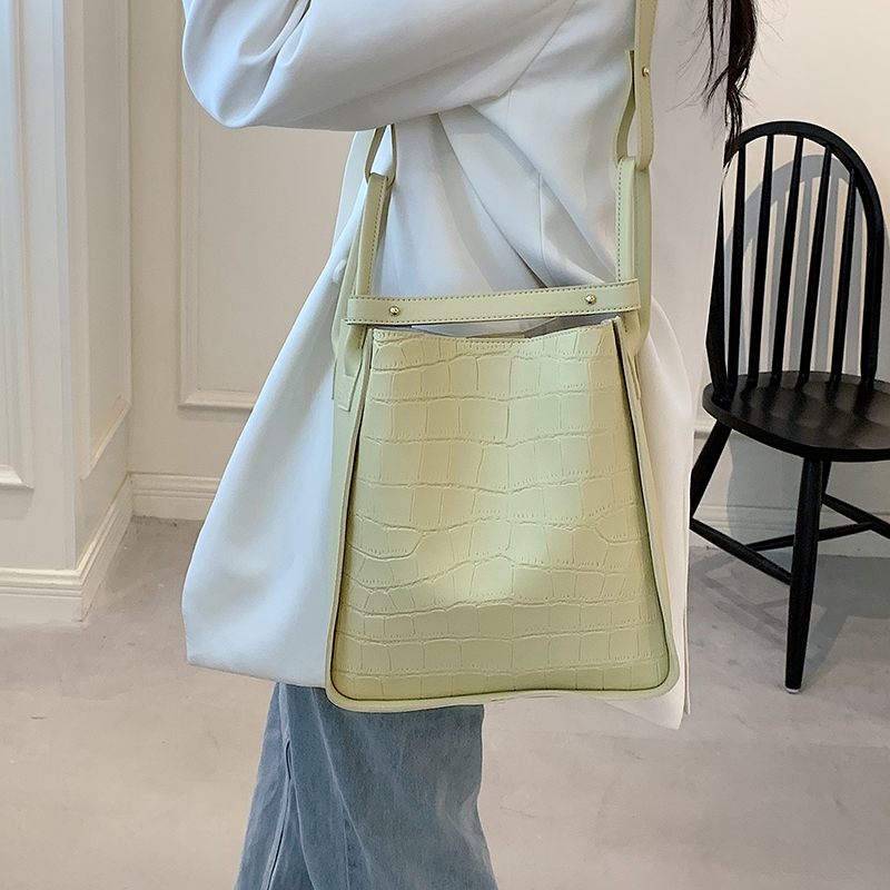 Buitron Crossbody-handväska I Läder För Kvinnor - Beige