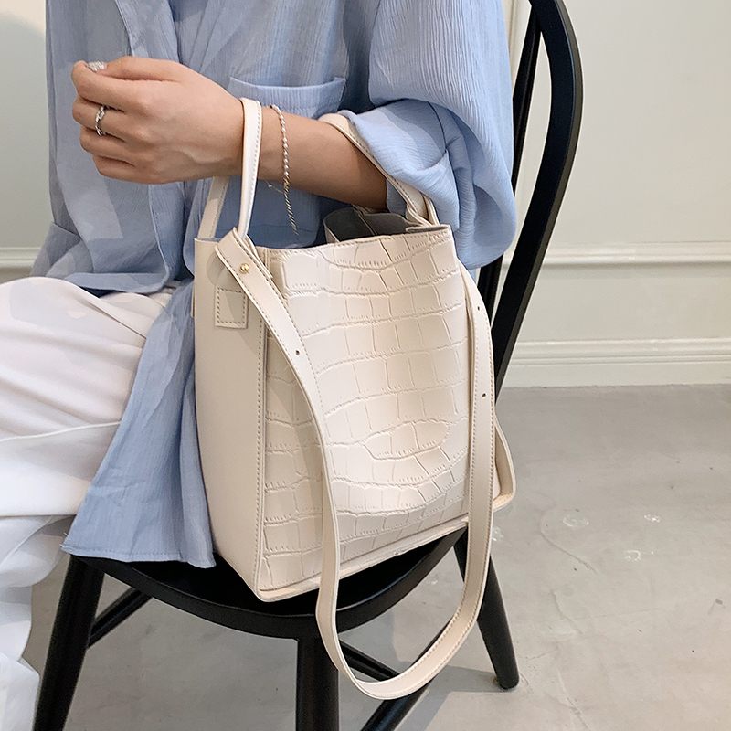 Buitron Crossbody-handväska I Läder För Kvinnor - Beige