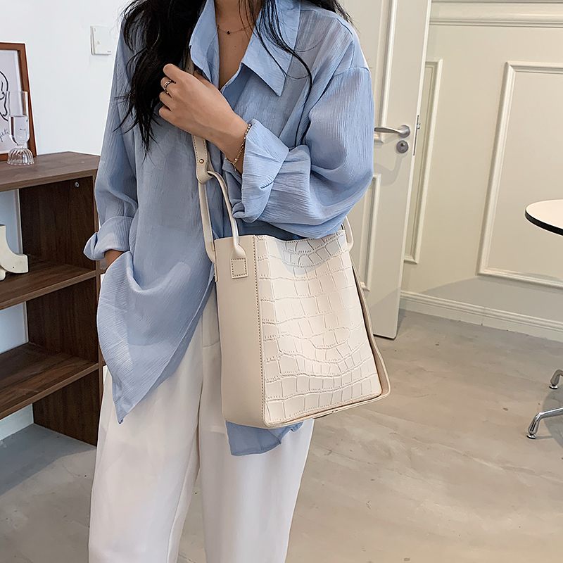 Buitron Crossbody-handväska I Läder För Kvinnor - Beige