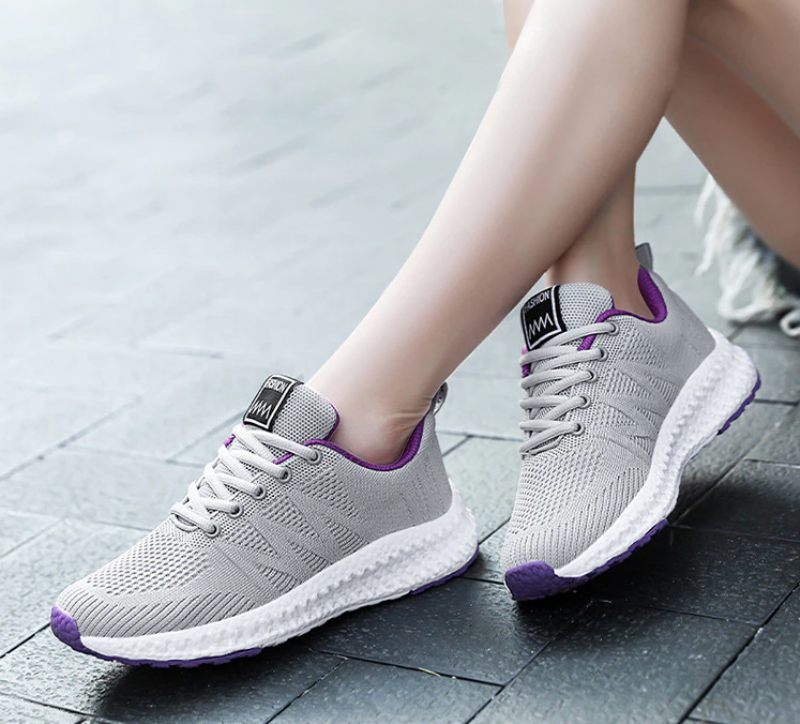 Carlie Sneaker Svarta Skor För Kvinnor - SvartVit