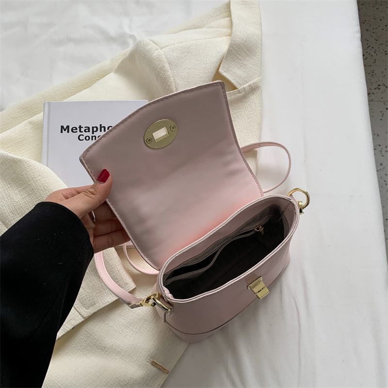 Caruso Crossbody-handväska I Miniläder För Kvinnor - Rosa