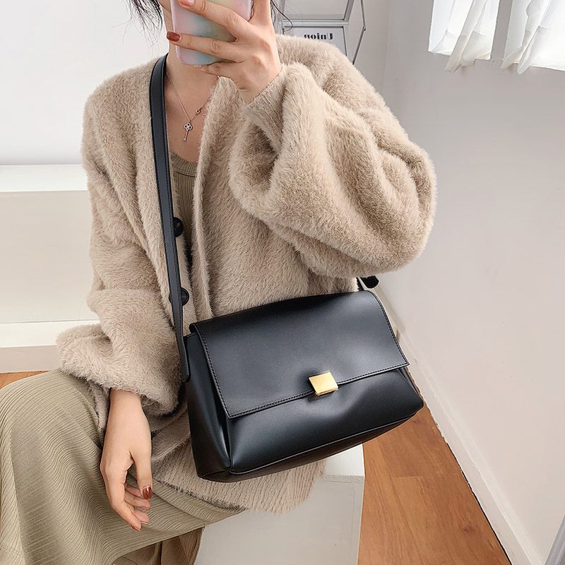 Ceci Enfärgad Crossbody-handväska För Kvinnor - Svart