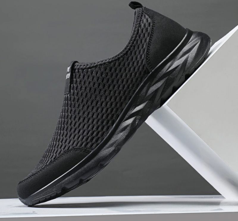 Celik Slip-on Sneaker För Män - Svart