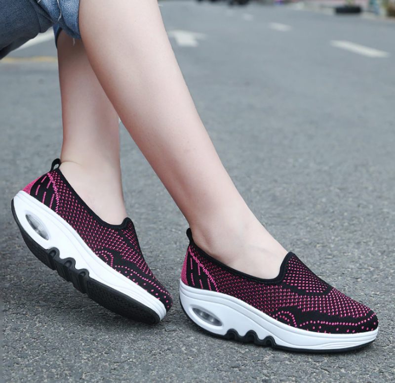 Chajaya Damplattform Slip-on Andningsbara Skor - Svart ros