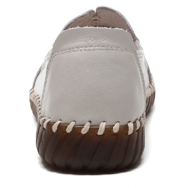 Charis Platta Loaferskor I Läder För Kvinnor - Beige