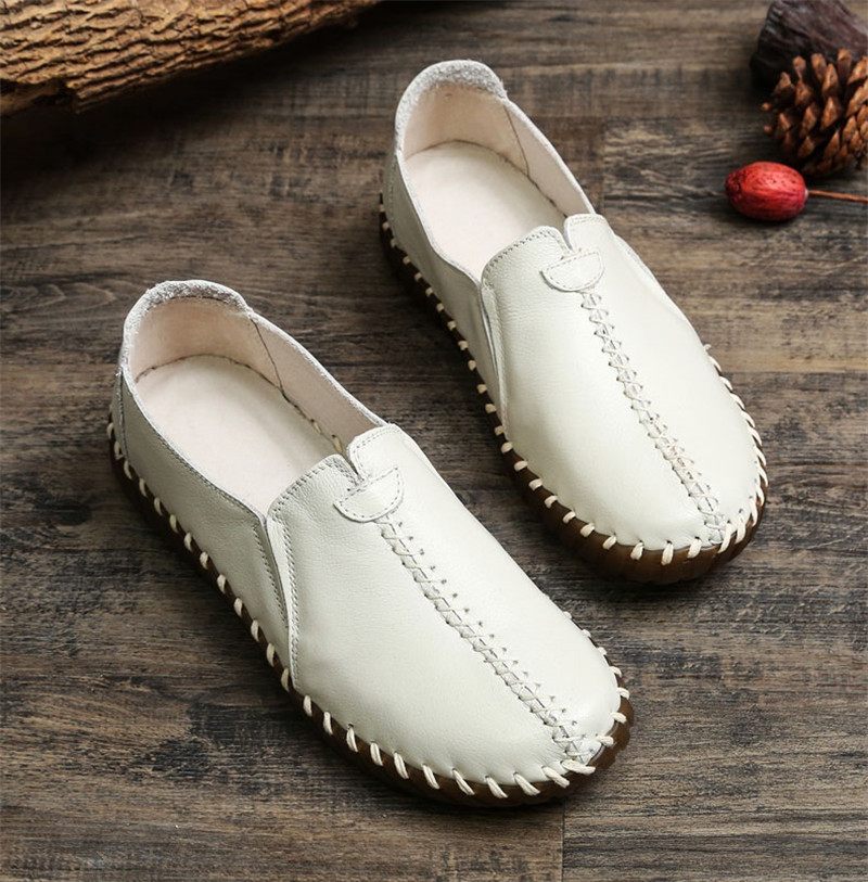 Charis Platta Loaferskor I Läder För Kvinnor - Beige