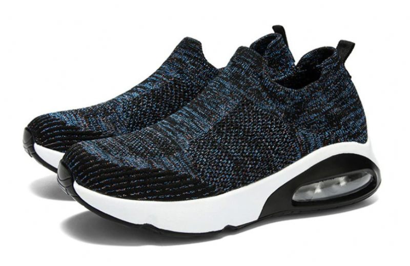 Charlen Sneakerskor För Kvinnor - Svart