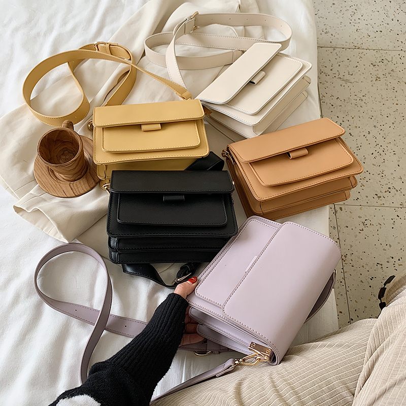 Chelique Crossbody-handväska I Läder För Kvinnor - Svart