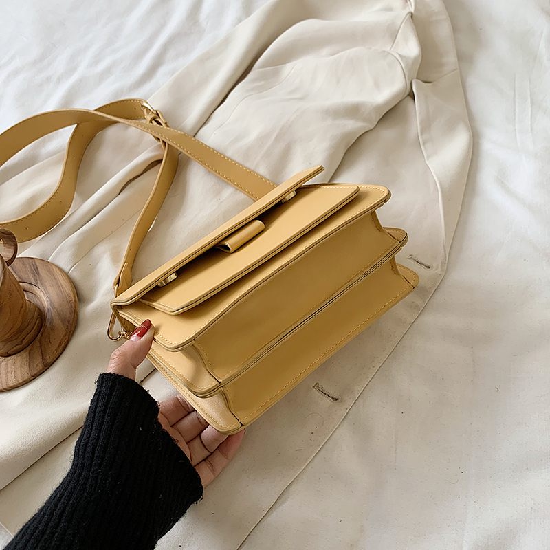 Chelique Crossbody-handväska I Läder För Kvinnor - Svart
