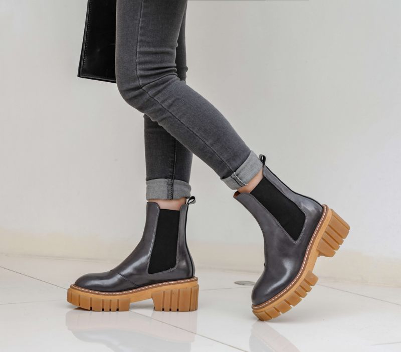 Clara Damklassiker Chelsea Boots - Grå