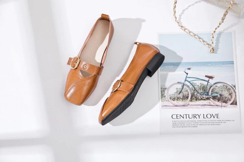 Claudi Dam Loafer Skor - Röd