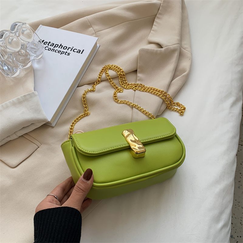 Cleo Läder Flap Crossbody-handväska - Svart