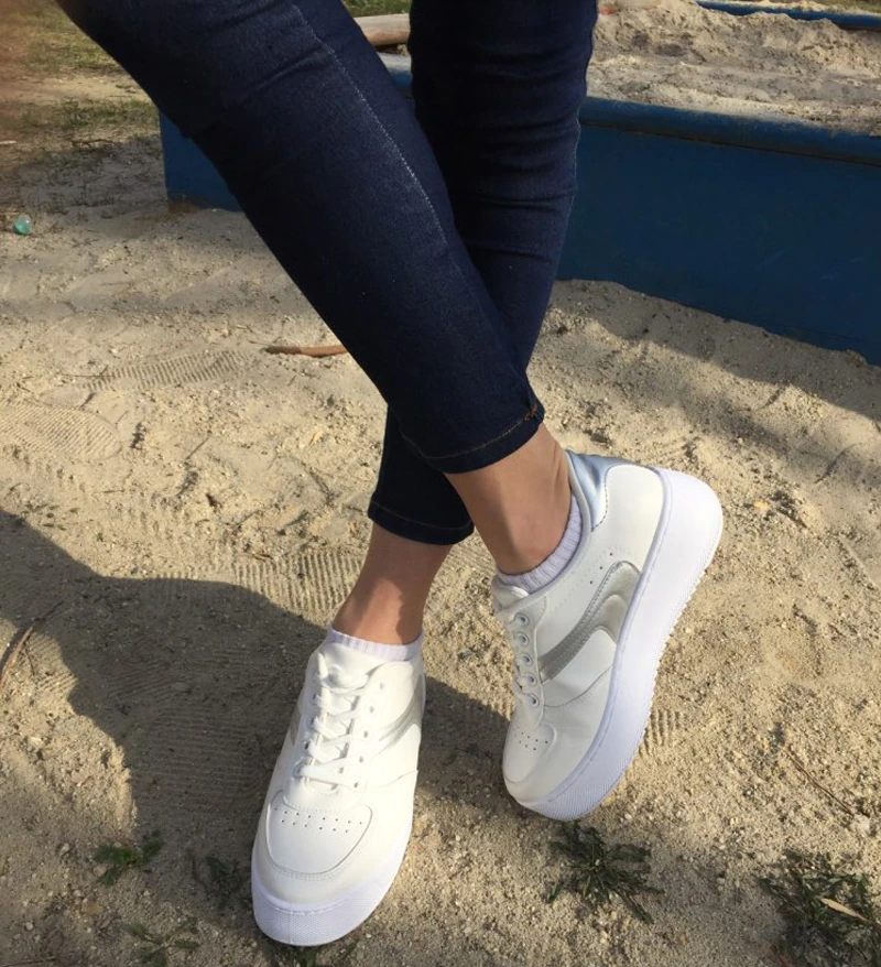 Cleo Plataform Canvas Sneaker Med Snörning För Kvinnor - Grå