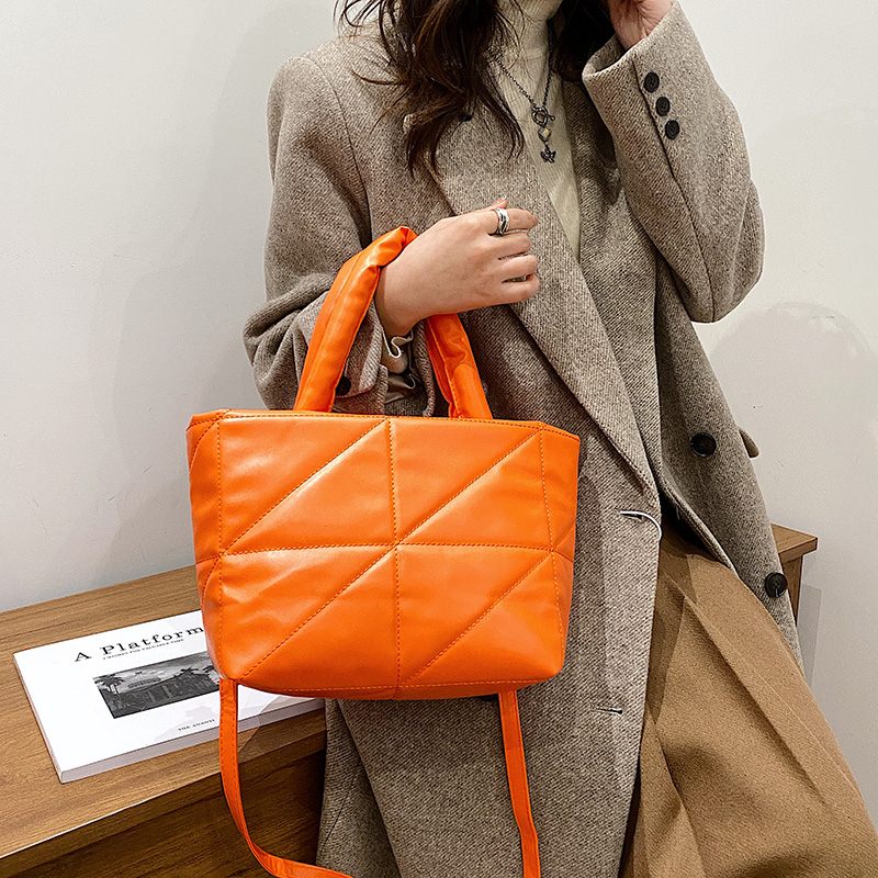 Cleo Quiltade Handväskor För Kvinnor - Orange