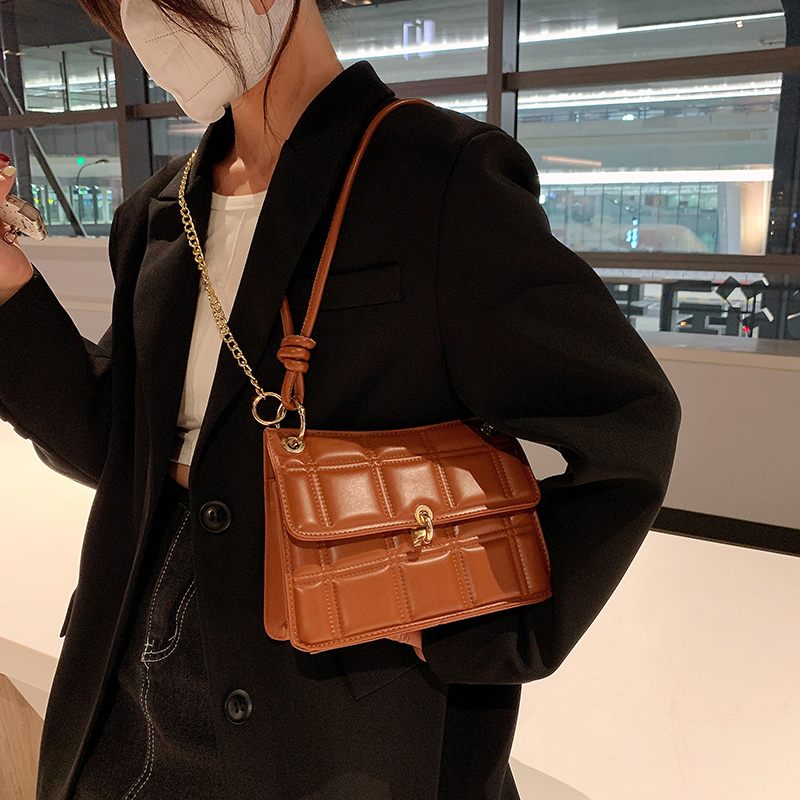 Colina Small Crossbody-väskor I Läder För Kvinnor - Svart