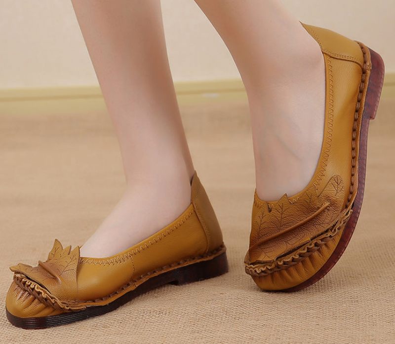 Coralia Platta Slip-on-skor I Läder För Kvinnor - Röd