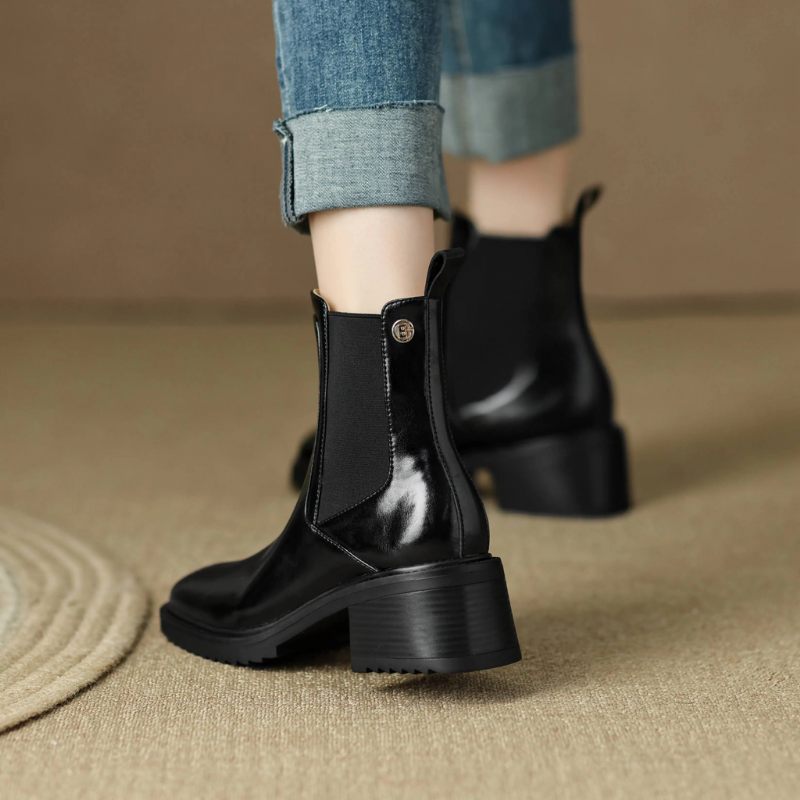 Corey Tjocka Klackar För Kvinnor Höst Chelsea Boots - Svart