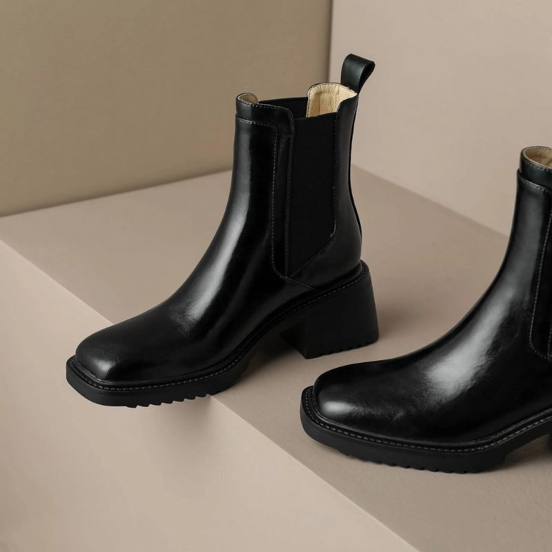 Corey Tjocka Klackar För Kvinnor Höst Chelsea Boots - Svart