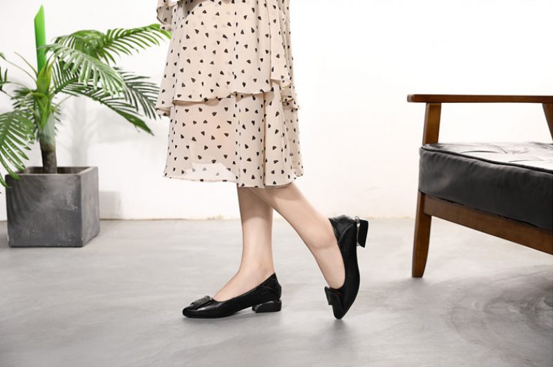 Corina Läder Pumps Skor För Kvinnor - Beige