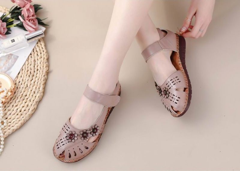 Dalena Platt Sandal För Kvinnor - Beige