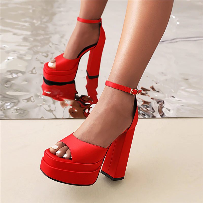 Denali Damklacksandal - Orange