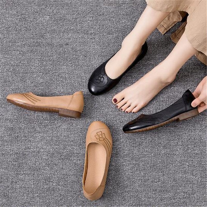 Dianna Dambroderade Mjuka Läder Slip-on Loafer Skor - Kaki