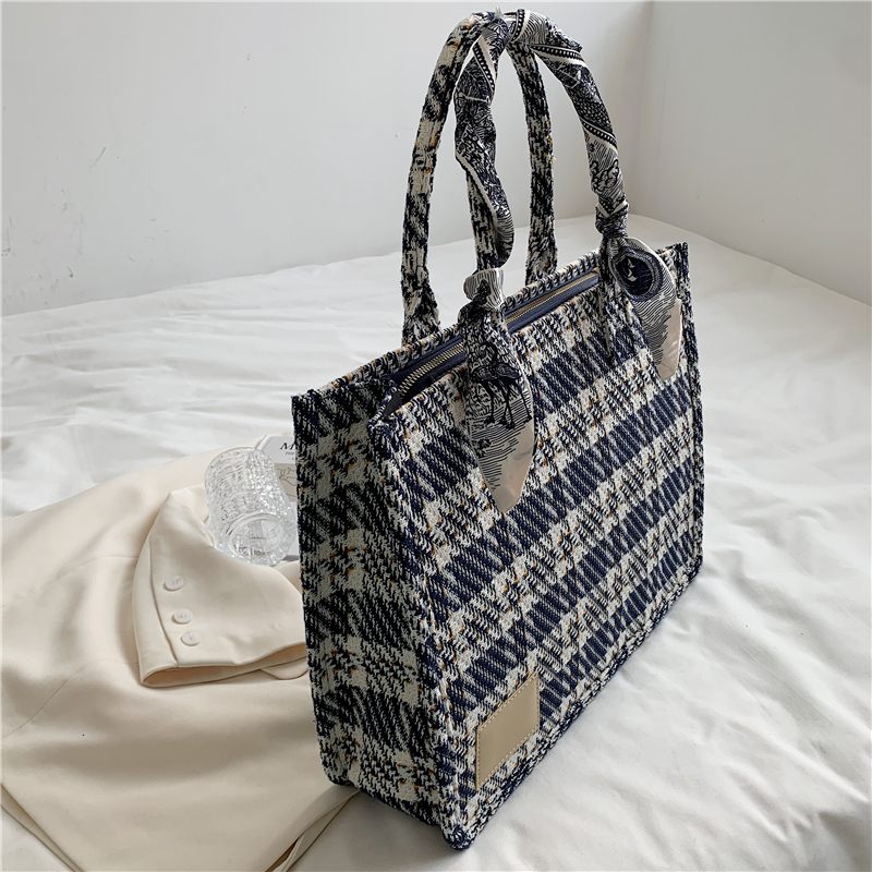 Dooney Designer Crossbody-handväska För Kvinnor - Blå liten