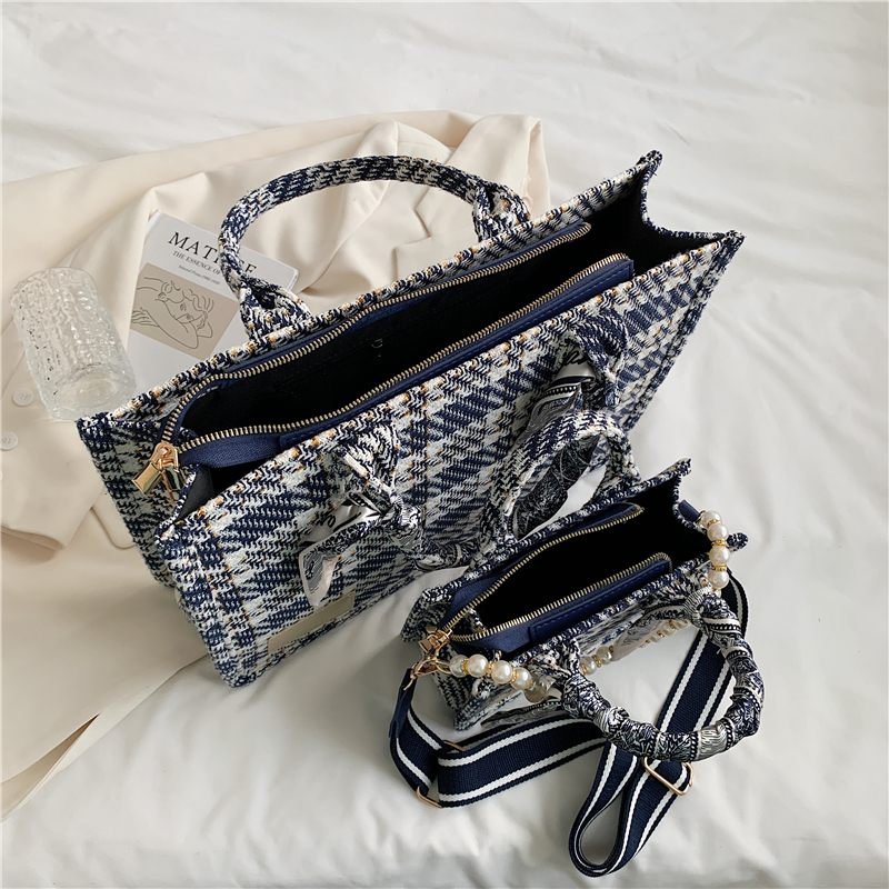 Dooney Designer Crossbody-handväska För Kvinnor - Blå liten